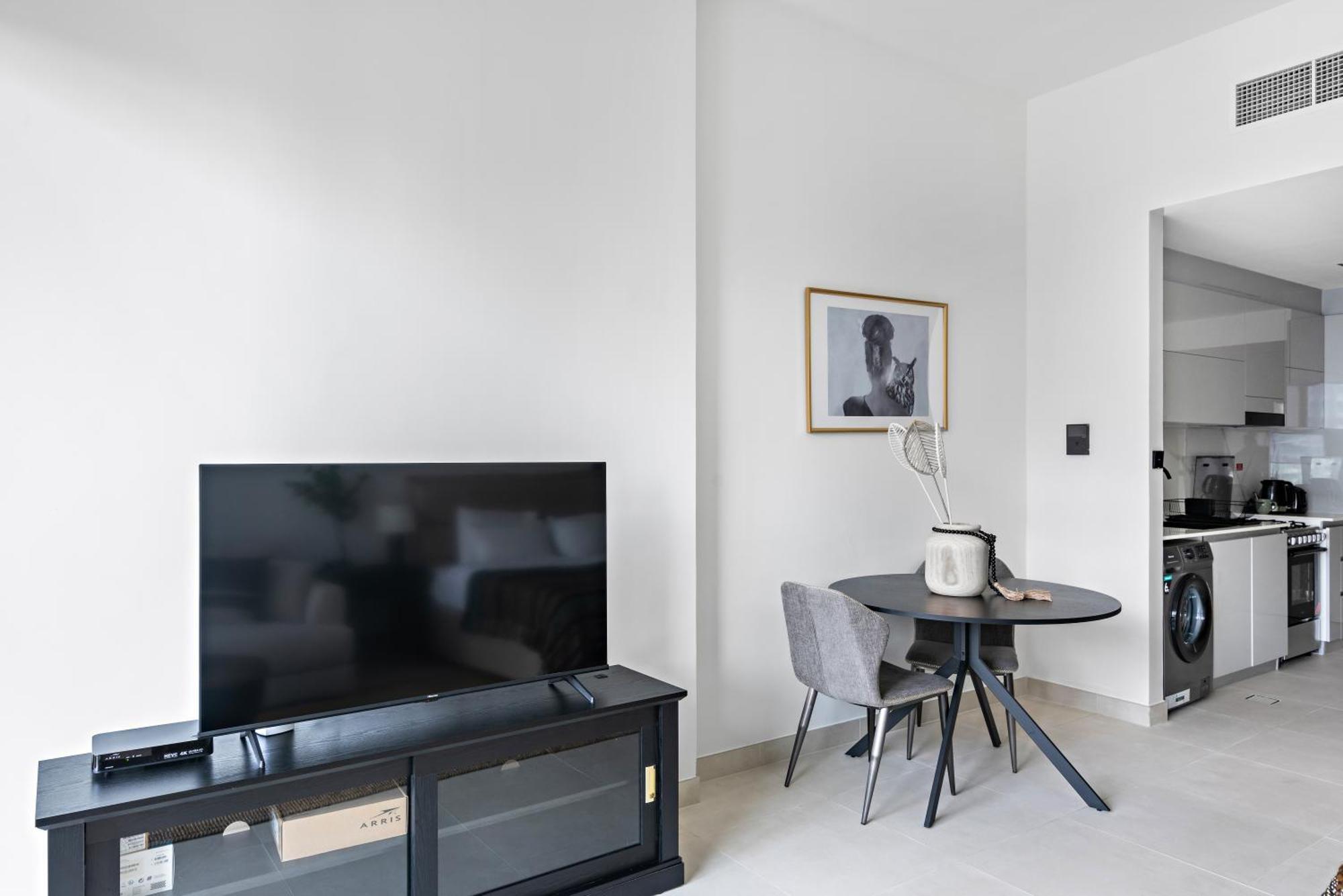 شقة Furnished Binghatti Canal - Burj Khalifa View, دبي